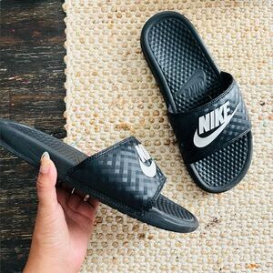 Nike Black Textured Slide Sandals